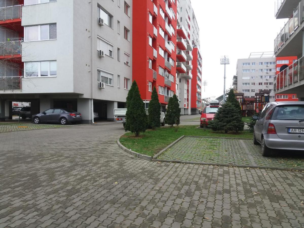 Intim Studio Flat Арад Екстер'єр фото
