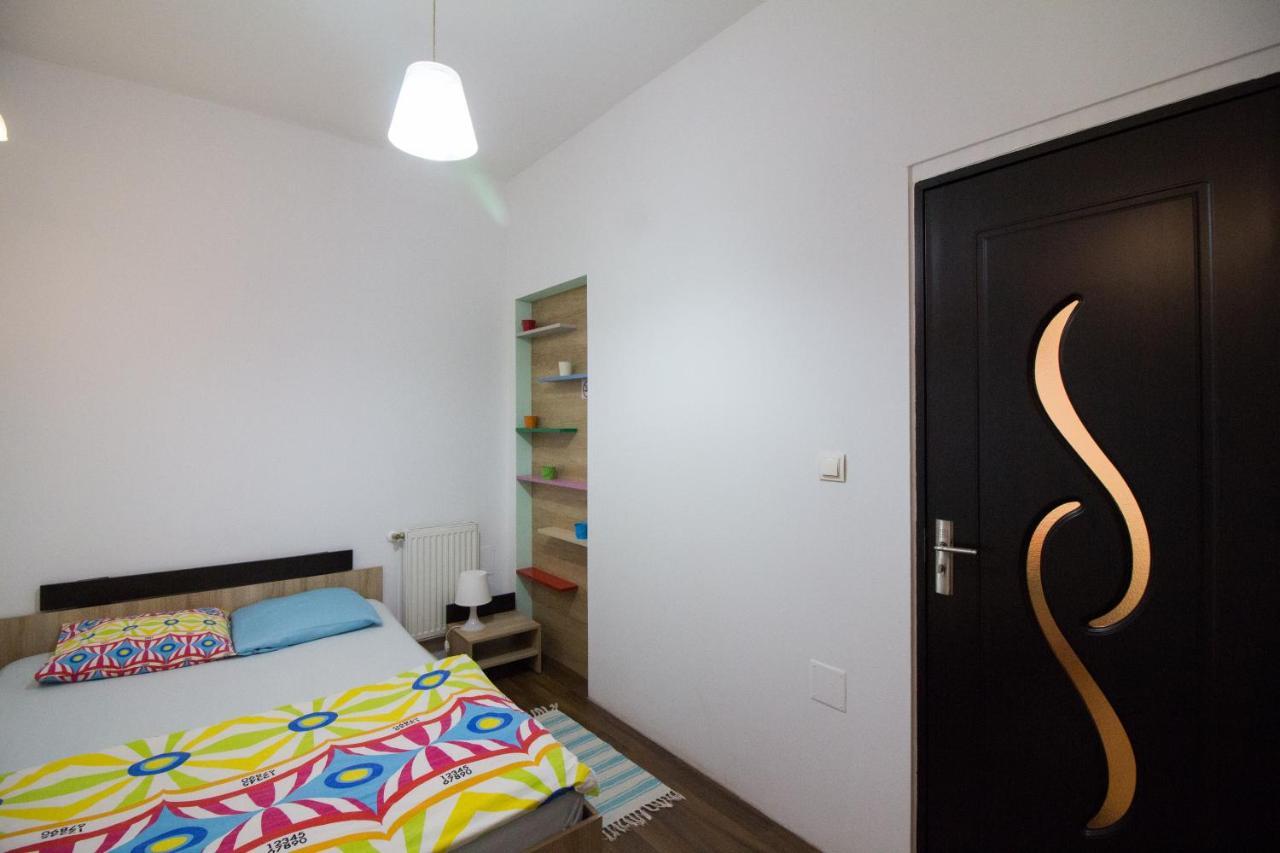 Intim Studio Flat Арад Екстер'єр фото