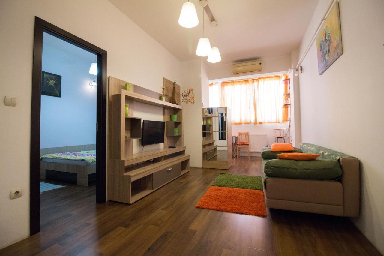 Intim Studio Flat Арад Екстер'єр фото